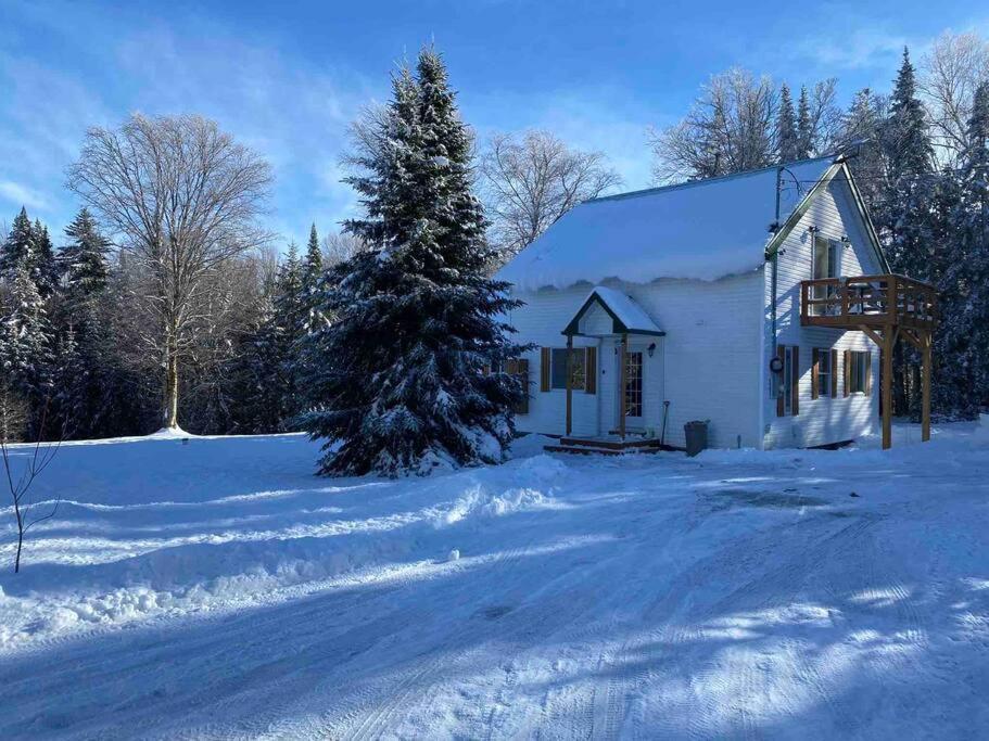 Le Jazz- Chalet Rustique/Chic Avec Spa Notre-Dame-Des-Bois ภายนอก รูปภาพ