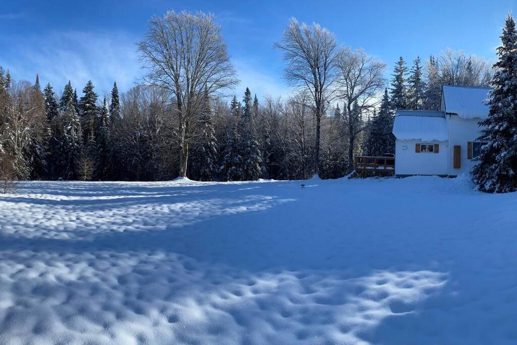 Le Jazz- Chalet Rustique/Chic Avec Spa Notre-Dame-Des-Bois ภายนอก รูปภาพ